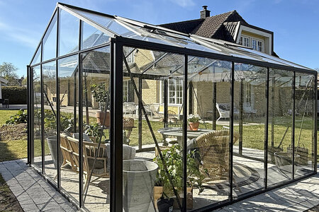 Så lyckas du med växthus året runt | Tips från Lyxfönster