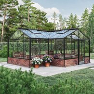 T-formad växthusorangeri på mur